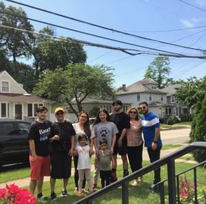 Meet your Posher, Malia